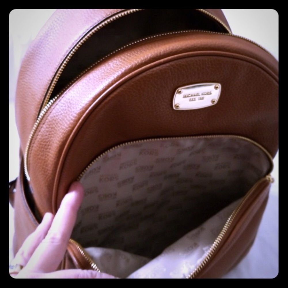 MICHAEL KORS LEATHER BACKPACK